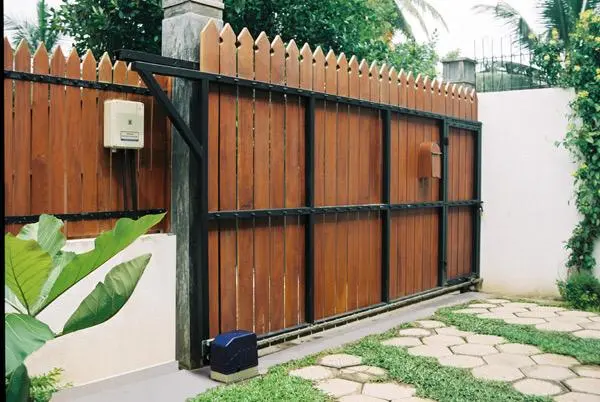 Wood & Steel railing thumbnail 3